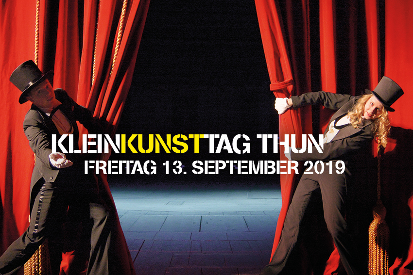 Kleinkunsttag Thun mit Artisten vor rotem Vorhang